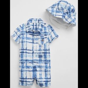 GAP baby plaid roper and hat set